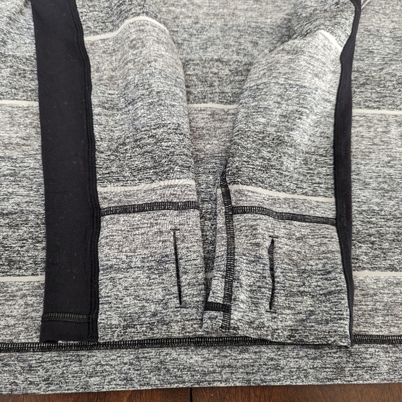 Lululemon Men’s Long Sleeve Velocity medium - Picture 7 of 7